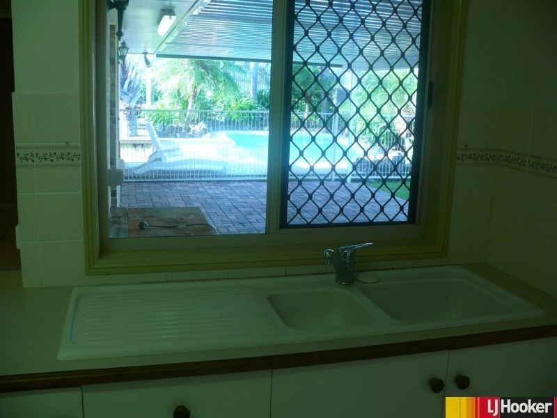 6 Mclaughlin Drive, Eimeo QLD 4740