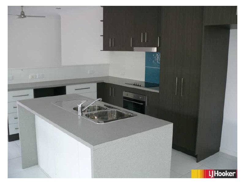81 Village Circuit, Eimeo QLD 4740