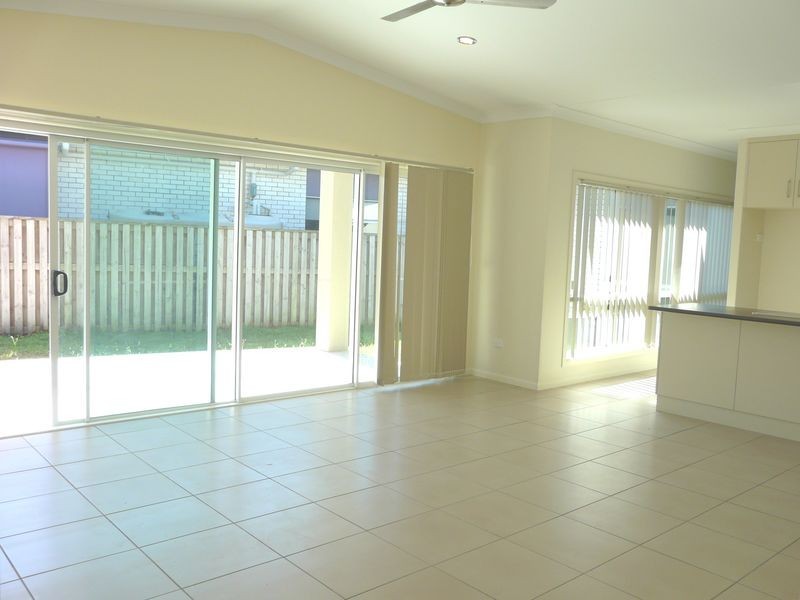 83 Village Circuit, Eimeo QLD 4740