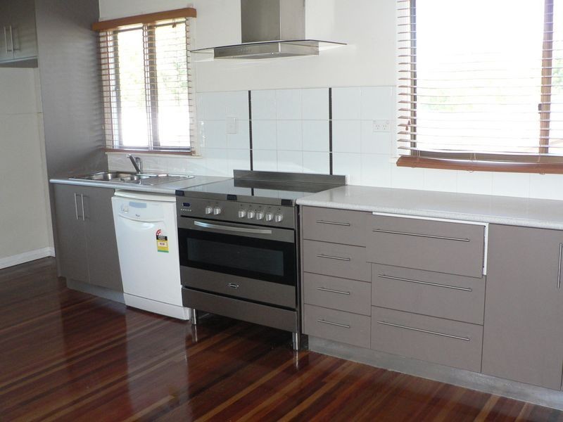 51 PRATT STREET, South Mackay QLD 4740