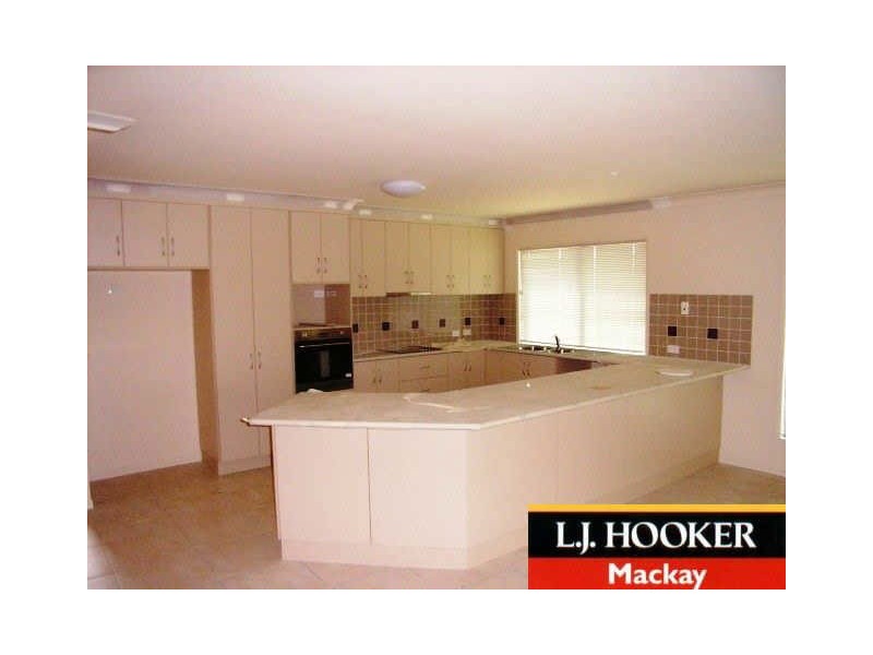 6 Werri Street, Blacks Beach QLD 4740