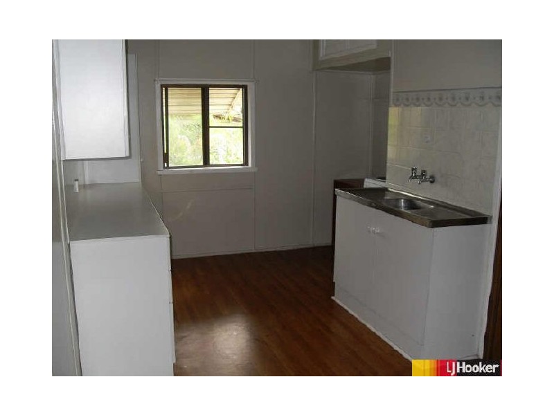 64 Beach Road, Sarina QLD 4737