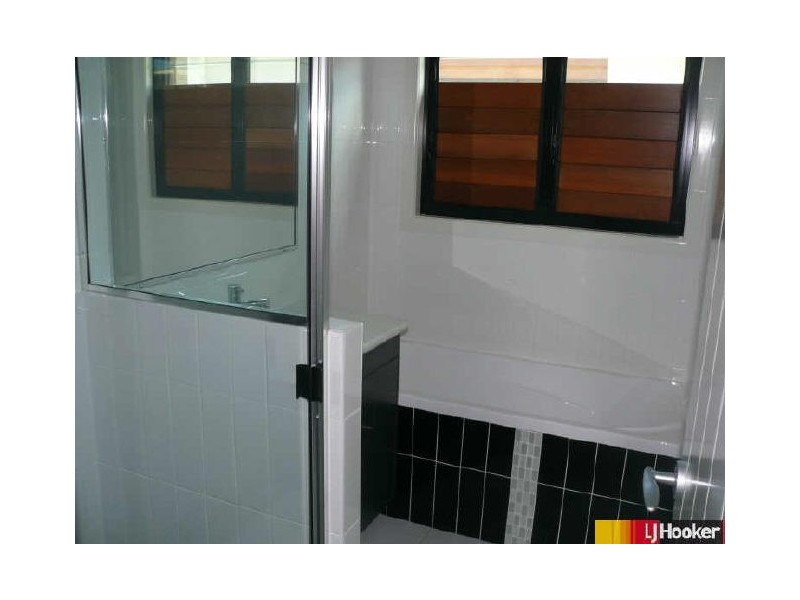 54 Village Circuit, Eimeo QLD 4740