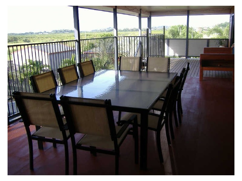 6 Fantome Court, Rural View QLD 4740