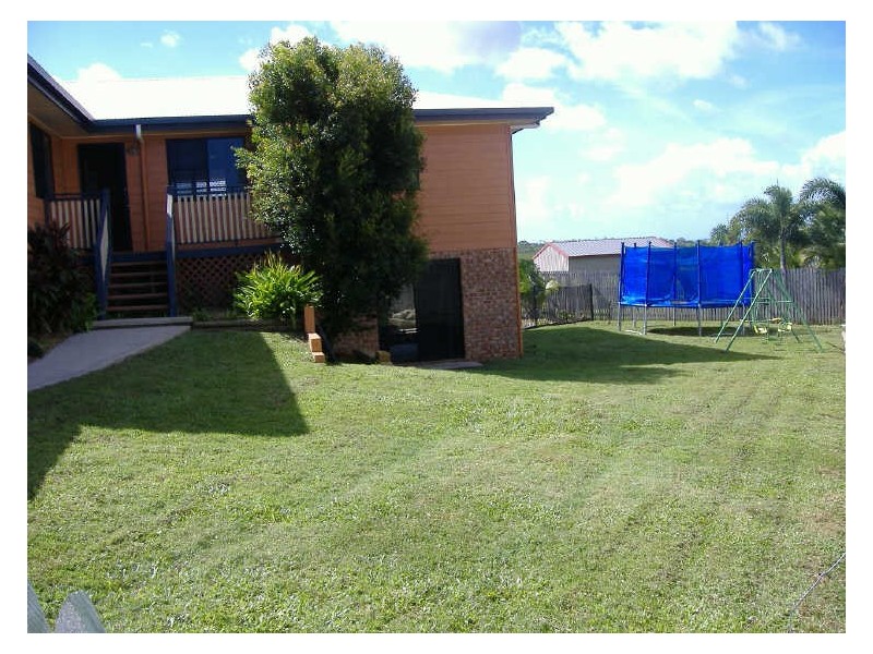 6 Fantome Court, Rural View QLD 4740