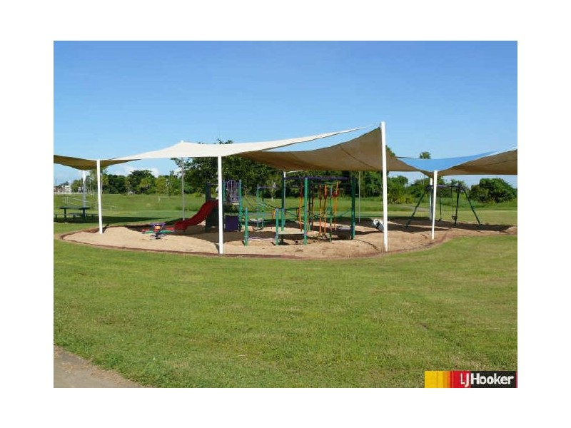 101 Wheeler Drive, Glenella QLD 4740