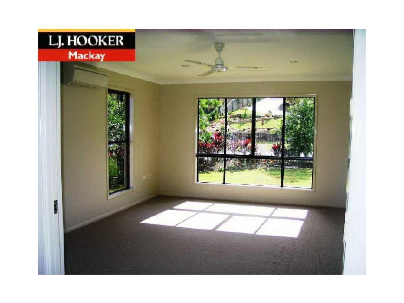 50 Cinnamon Drive, Glenella QLD 4740