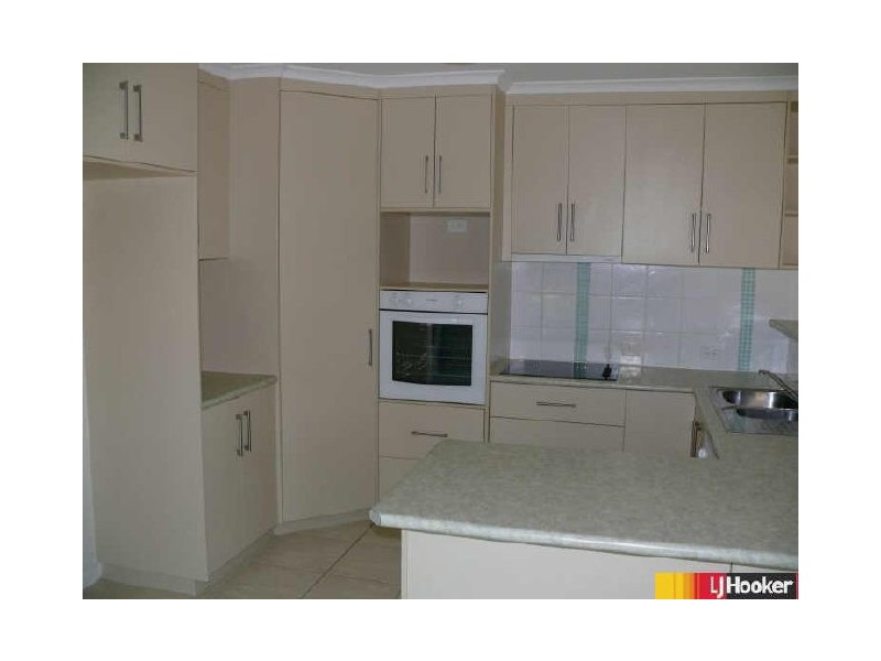 32 Mulchay Crescent, Eimeo QLD 4740