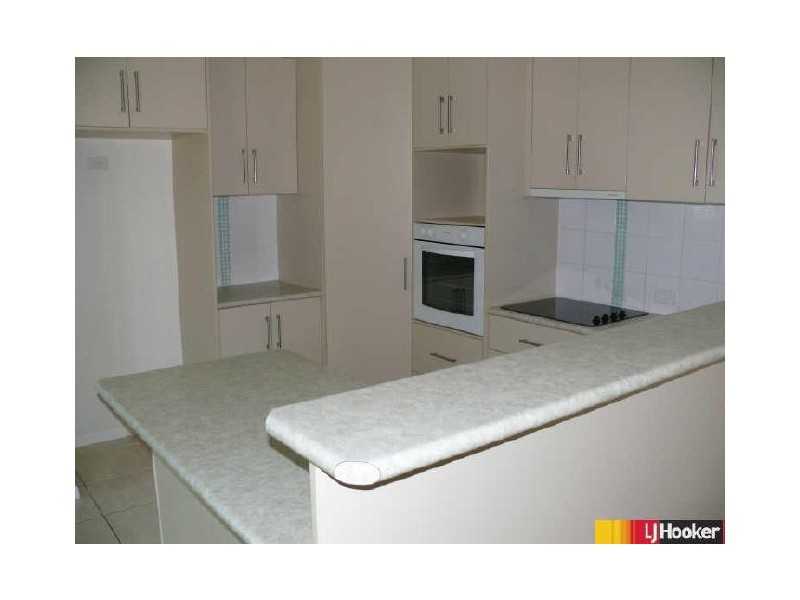 32 Mulchay Crescent, Eimeo QLD 4740