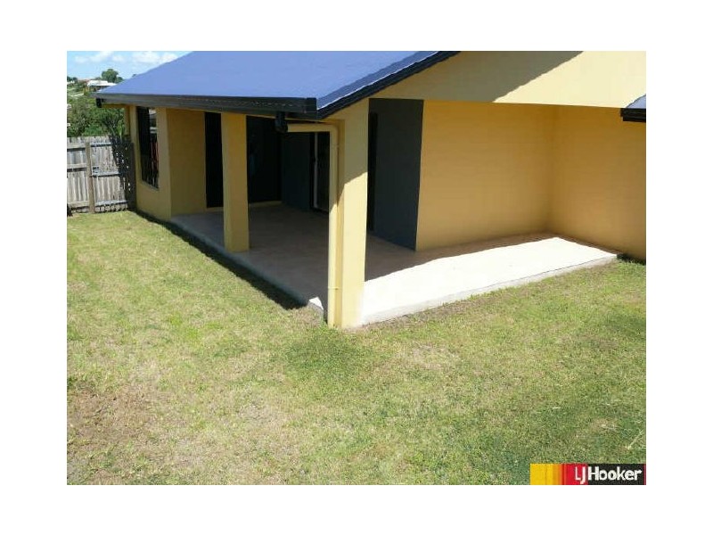 32 Mulchay Crescent, Eimeo QLD 4740