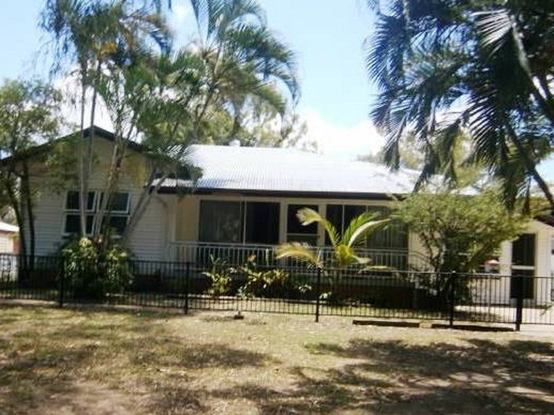 51 The Esplanade, Bucasia QLD 4750