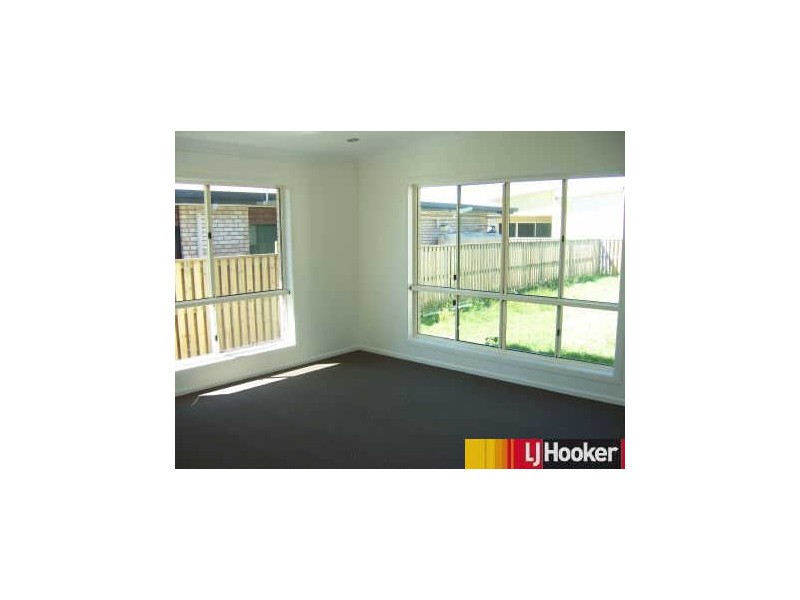 50 Village Circuit, Eimeo QLD 4740