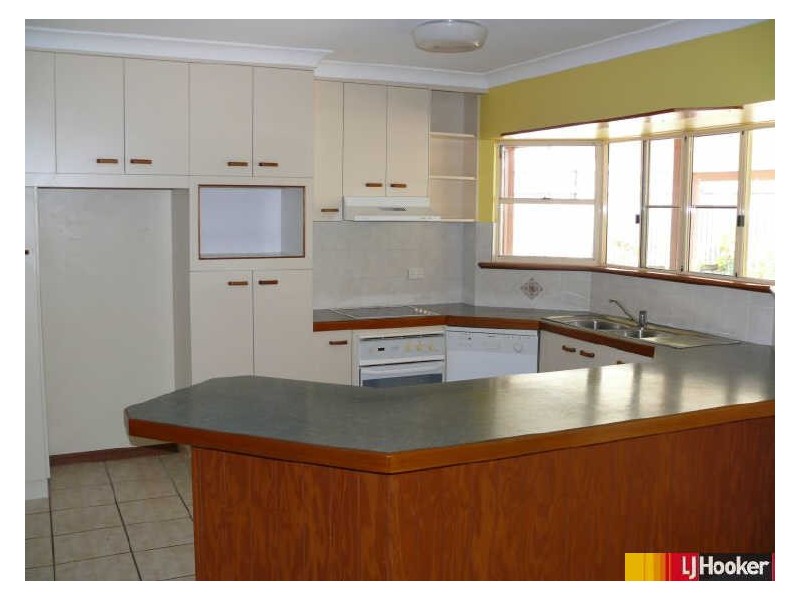 5 Kidston Avenue, Rural View QLD 4740