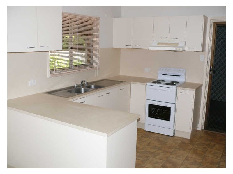11 St Bees Avenue, Bucasia QLD 4750