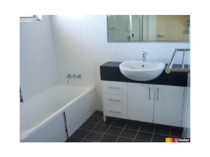 11/8 Admiral Drive, Dolphin Heads QLD 4740