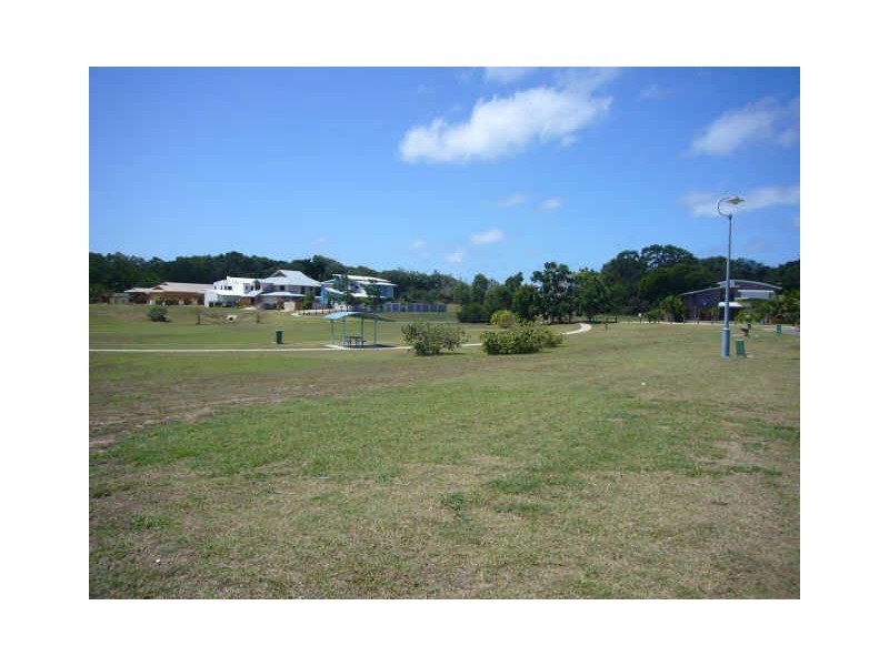 27 Portside Place, Shoal Point QLD 4750