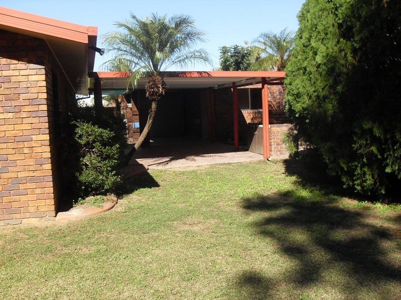 4 Jasmine Street, Andergrove QLD 4740