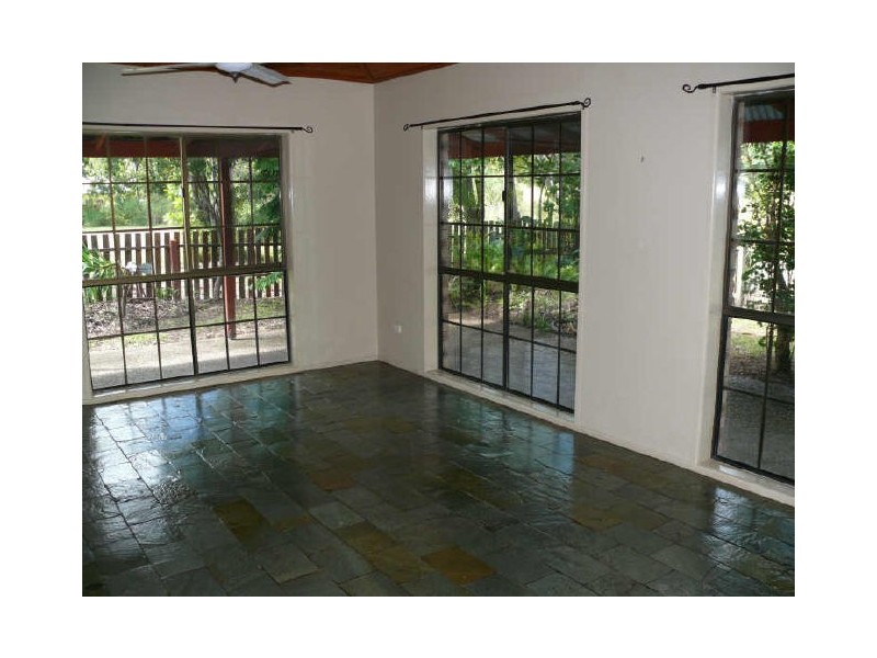 118 Shoal Point Road, Shoal Point QLD 4750