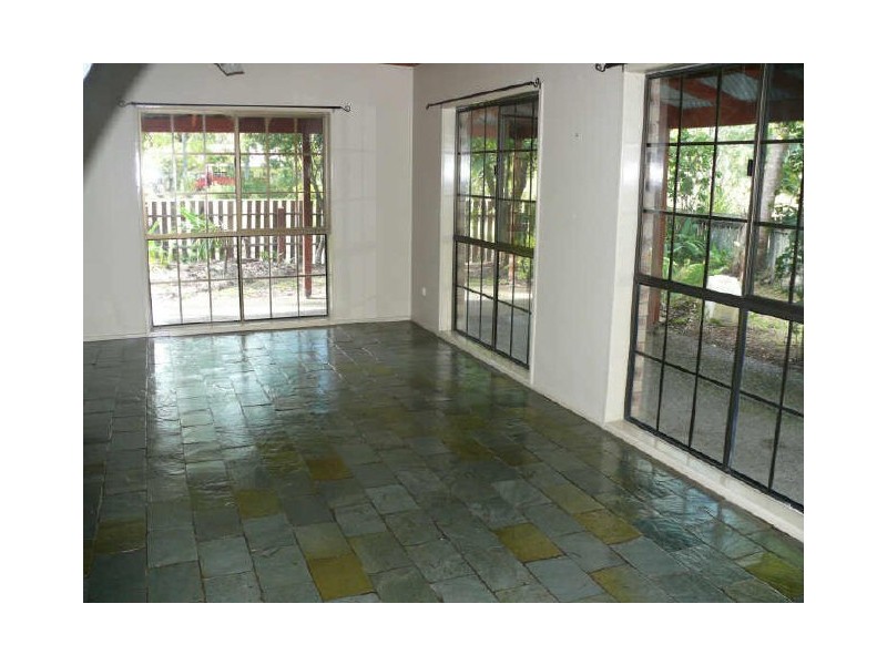 118 Shoal Point Road, Shoal Point QLD 4750