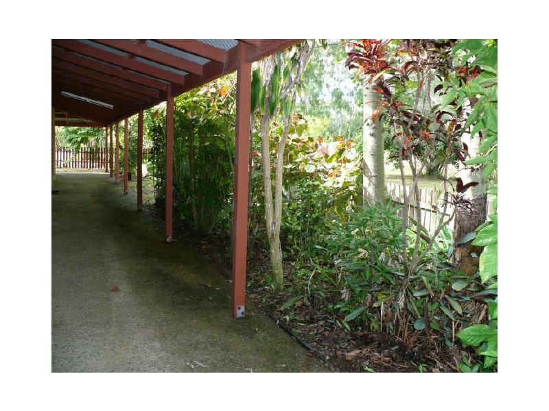 118 Shoal Point Road, Shoal Point QLD 4750