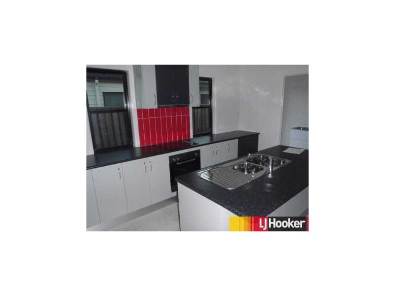 79 Village Circuit, Eimeo QLD 4740