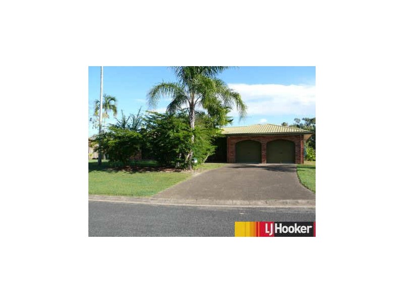 9 Kinnon Street, Glenella QLD 4740