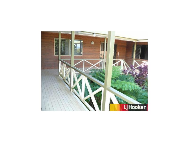 9 Kinnon Street, Glenella QLD 4740