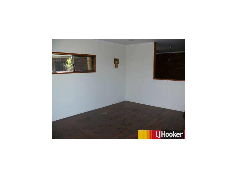 9 Kinnon Street, Glenella QLD 4740