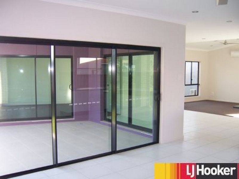 85 Village Circuit, Eimeo QLD 4740