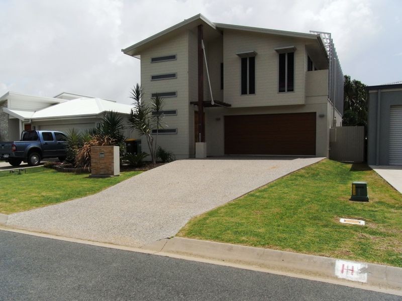 35 Corella Way, Blacks Beach QLD 4740