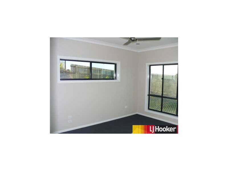 22 Village Circuit, Eimeo QLD 4740