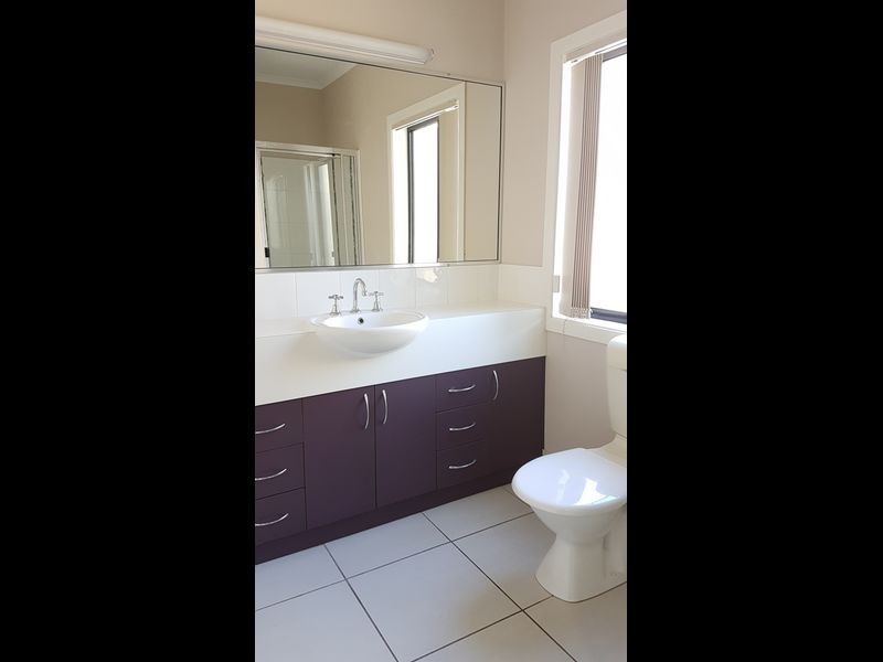22 Village Circuit, Eimeo QLD 4740