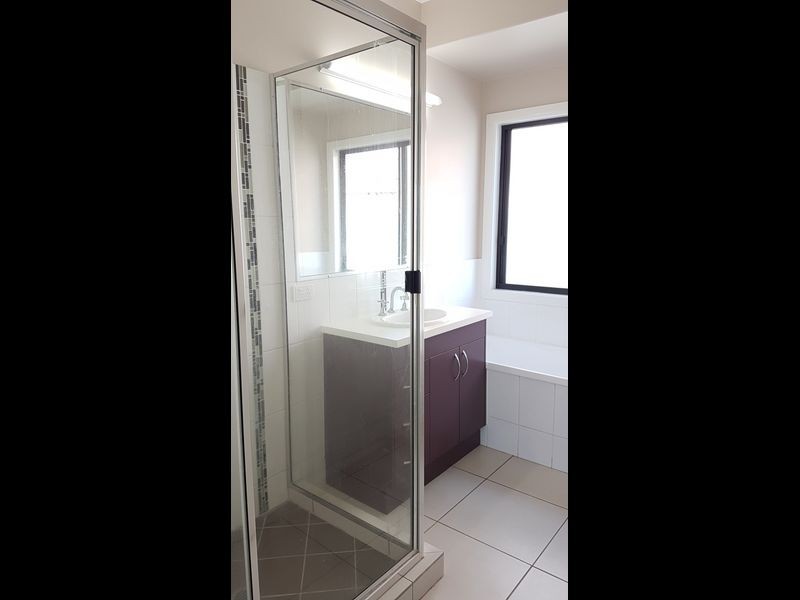 22 Village Circuit, Eimeo QLD 4740