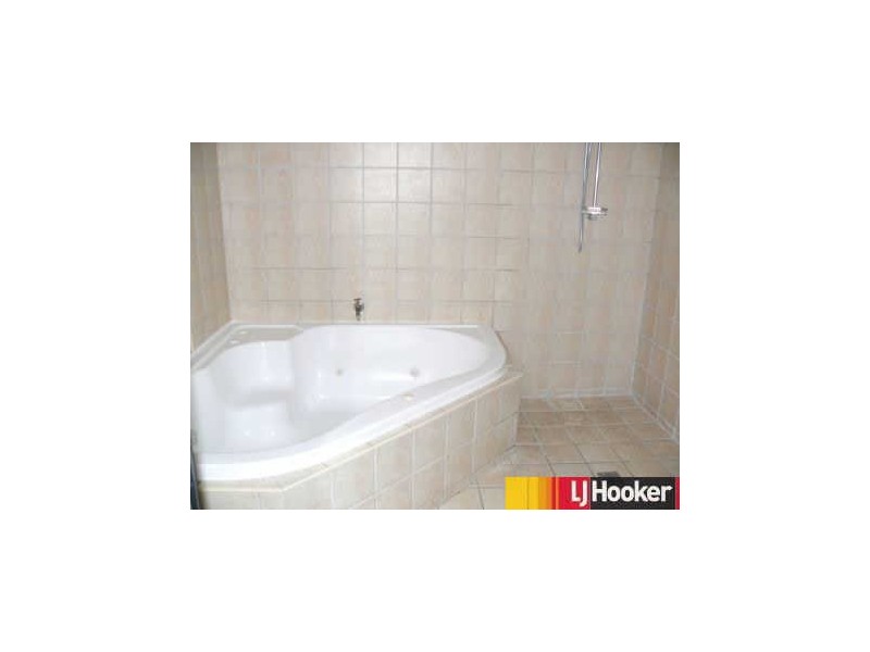 138 Wood Street, Mackay QLD 4740