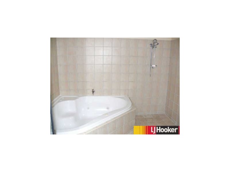 138 Wood Street, Mackay QLD 4740