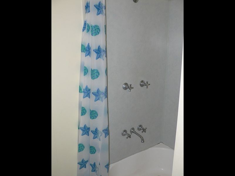 2/37 Range Rd, Sarina QLD 4737