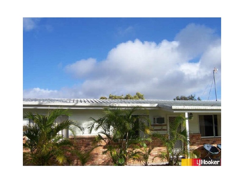 12 Monique Crt, Andergrove QLD 4740