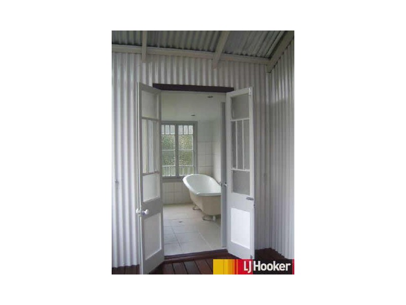 14 Moore Street, Mackay QLD 4740