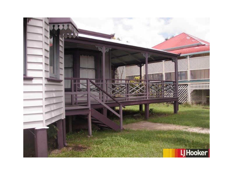 14 Moore Street, Mackay QLD 4740