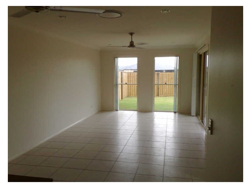 2/26 Bondi Road, Blacks Beach QLD 4740