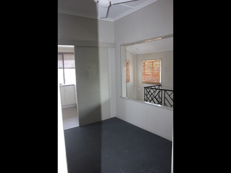 2/8 Knobel Street, North Mackay QLD 4740