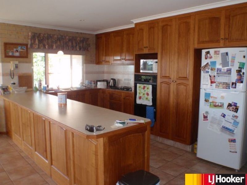 1 Pipeline Drive, Eimeo QLD 4740