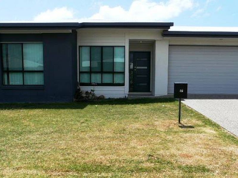 17 Village Circuit, Eimeo QLD 4740