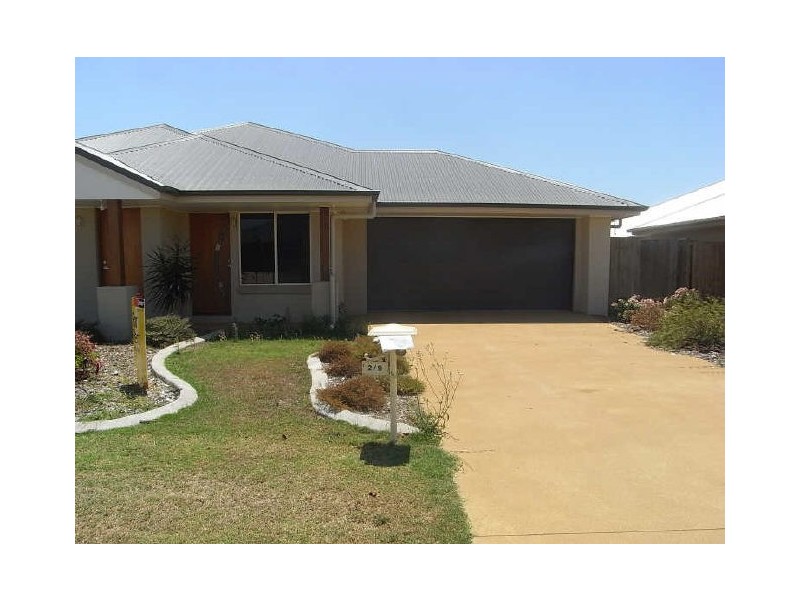 2/9 Bilgola Place, Blacks Beach QLD 4740