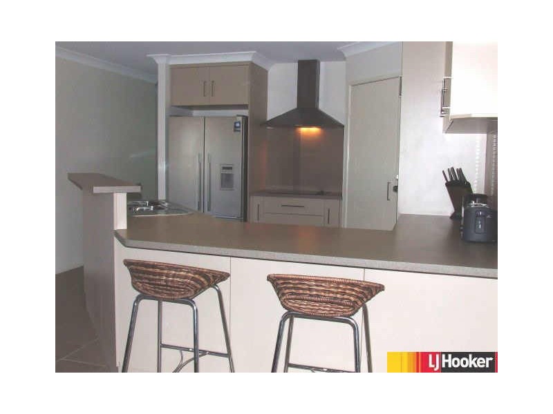 46 Gingham Street, Glenella QLD 4740