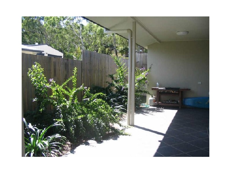 4/8 Admiral Drive, Eimeo QLD 4740