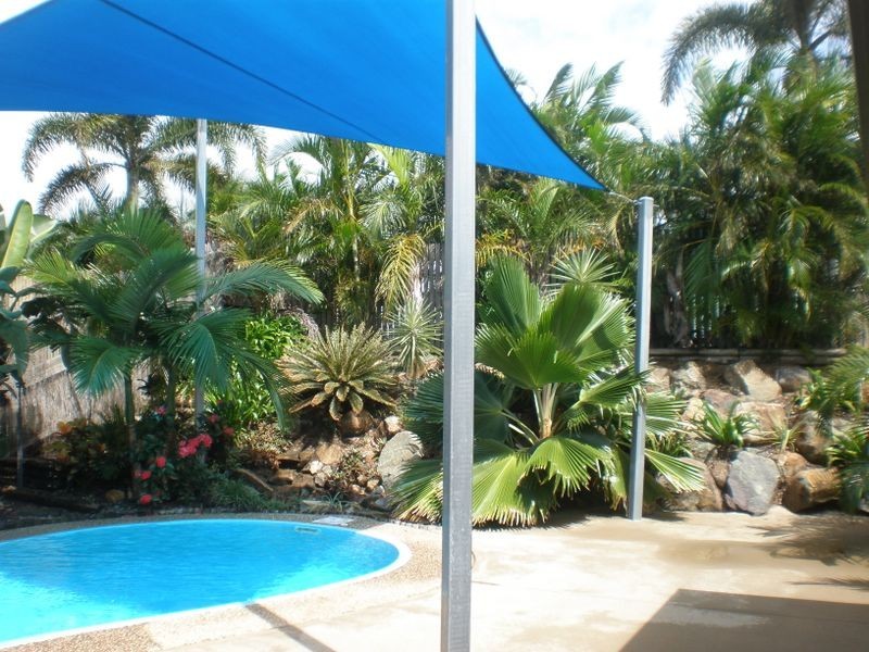 8 Starboard Circuit, Shoal Point QLD 4750