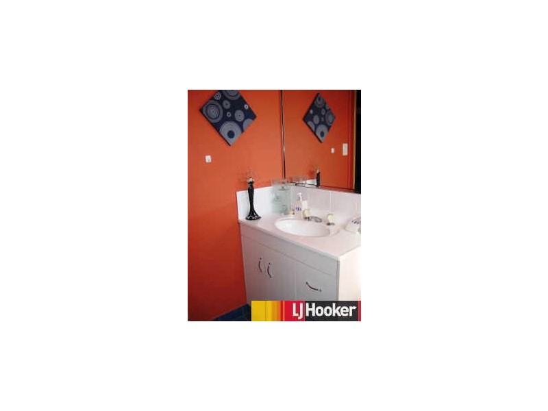 12 Culloden Place, Beaconsfield QLD 4740