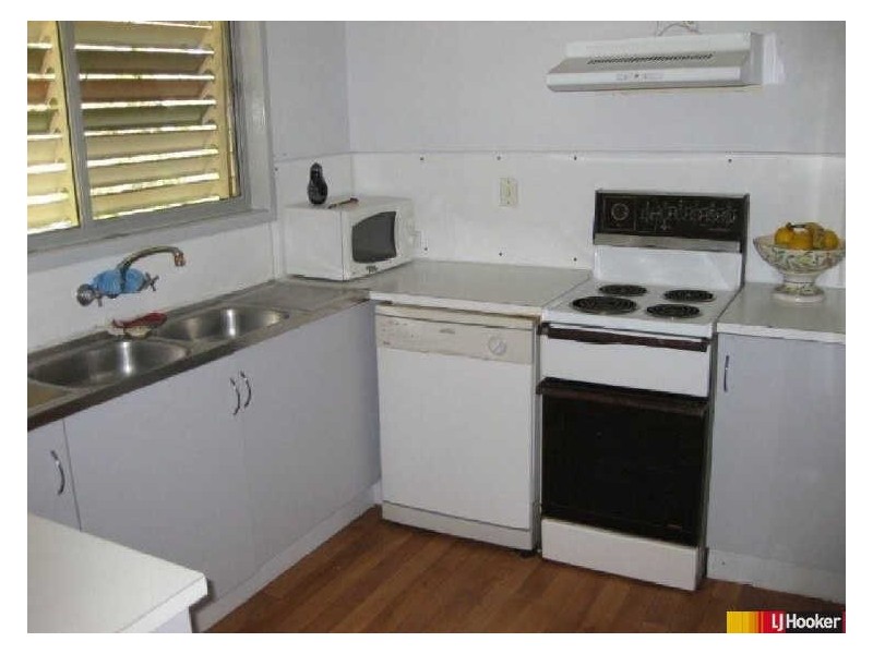 61 Cuthbert Street, Moranbah QLD 4744