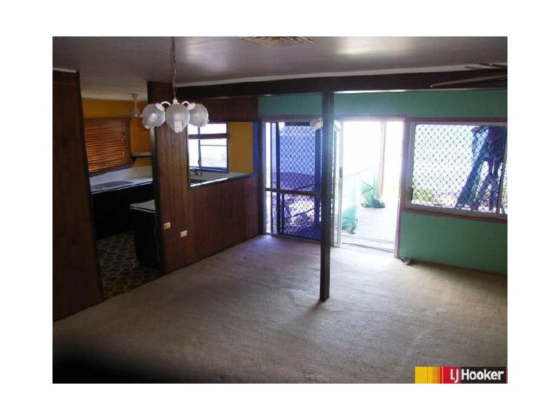 15 Albatross Street, Slade Point QLD 4740
